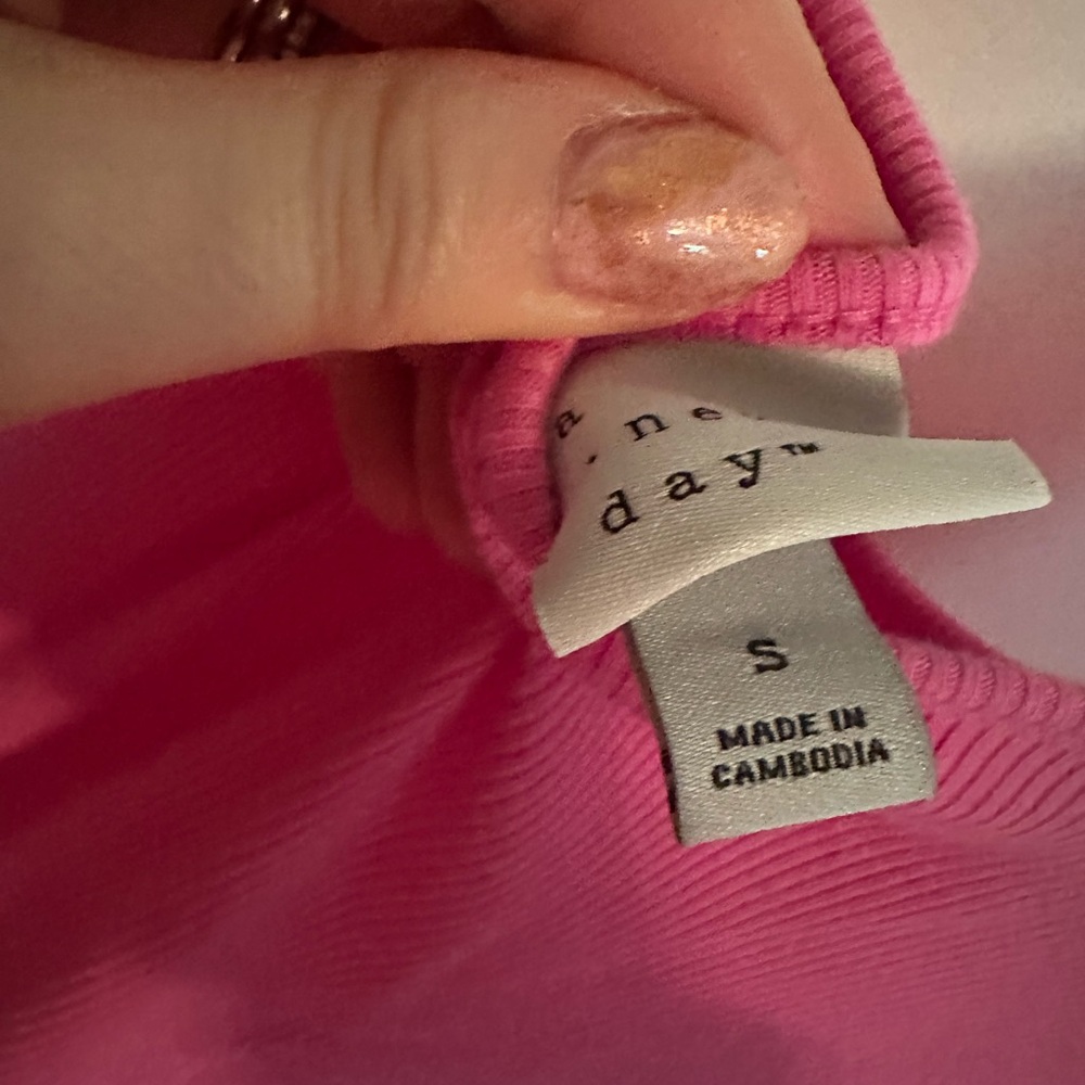 A New Day Bright Pink Top - Picture 2 of 2